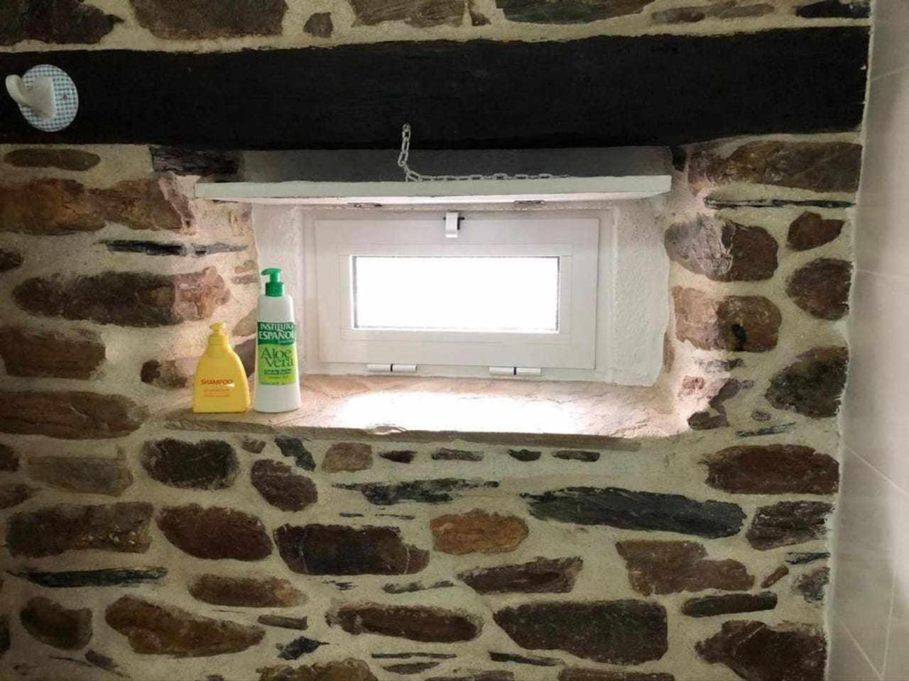 Casa Do Hiebra Alojamiento Rural Ribeira Sacra Castroncelos المظهر الخارجي الصورة